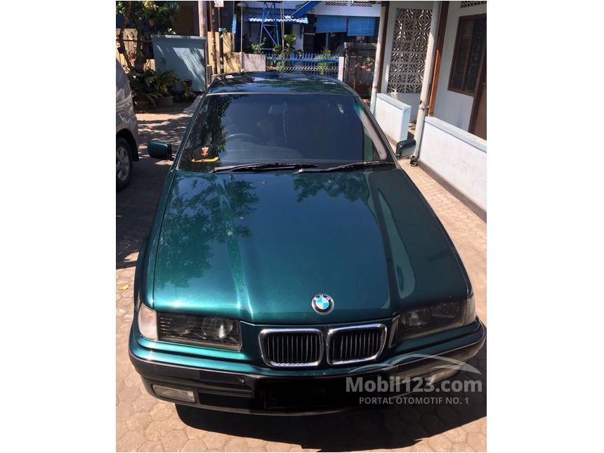 Jual Mobil BMW 320i 1994 E36 2.0 Manual 2.0 di Yogyakarta Jual Mobil BMW 320i 1994 E36 2.0 Manual 2.0 di Yogyakarta