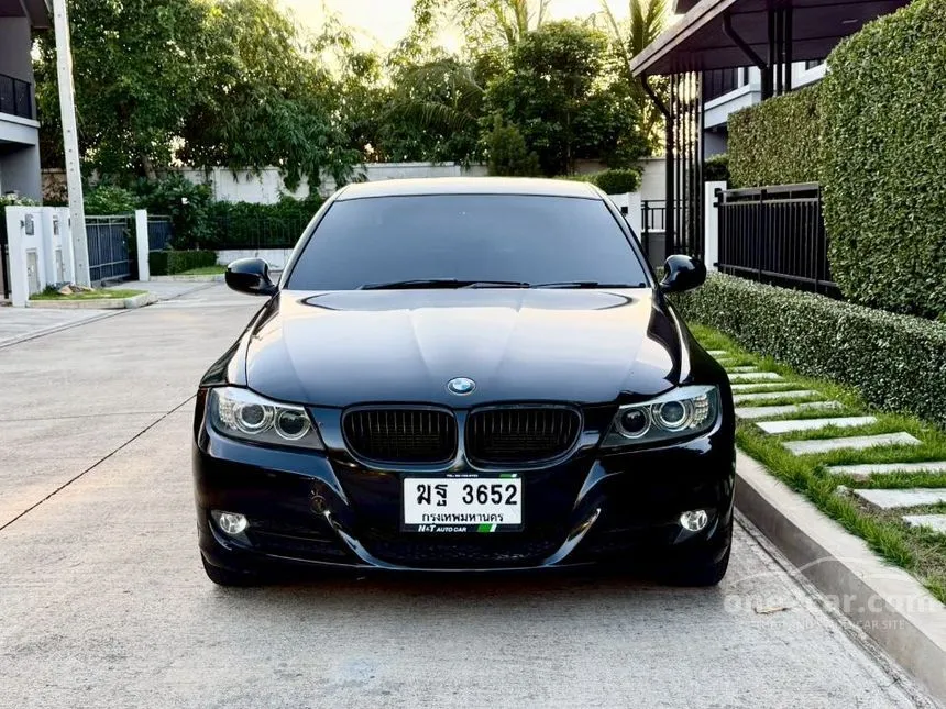 2012 BMW 318i Sedan