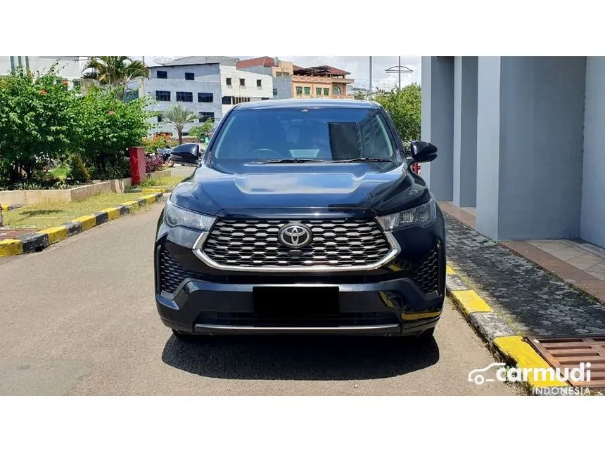 Jual Mobil Toyota Kijang Innova Zenix 2023 G HV (Non Premium Color) 2.0 di DKI Jakarta Automatic MPV Hitam Rp 399.000.000