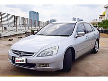 2004 Honda Accord 2.4 VTi Sedan Abu Muda Metalik Automatic