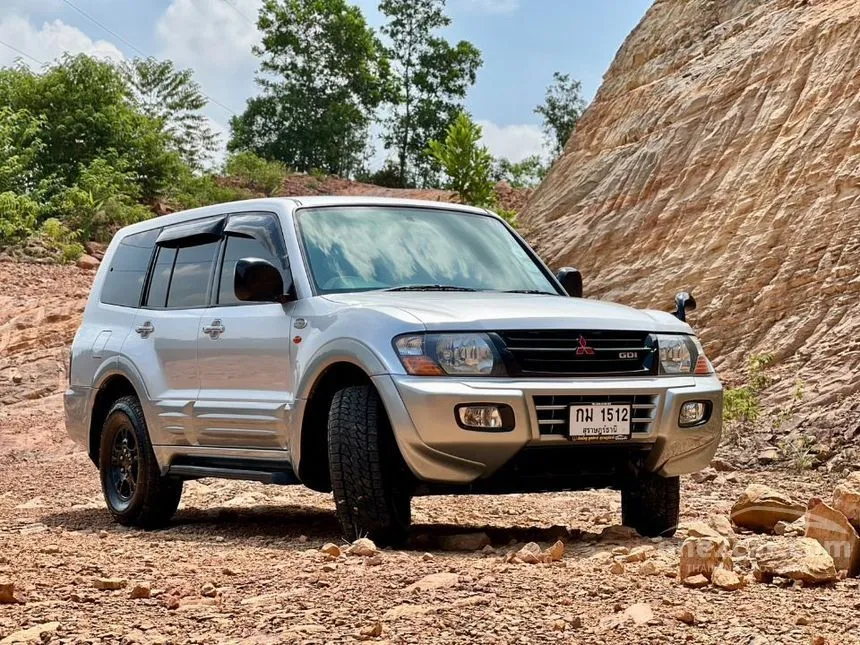 2001 Mitsubishi PAJERO GLS SUV