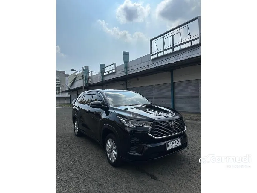 2022 Toyota Kijang Innova Zenix V (Premium Color) MPV