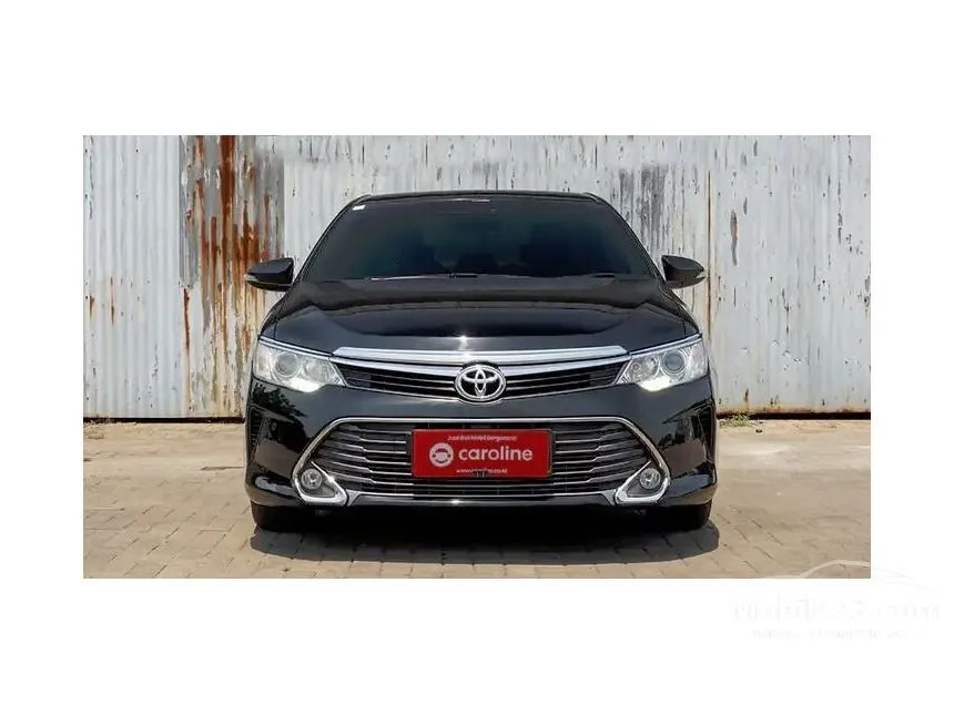Jual Mobil Toyota Camry 2018 V 2.5 di Jawa Barat Automatic Sedan Hitam Rp 260.000.000