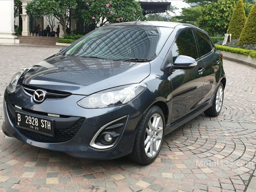 Mazda 2 2013