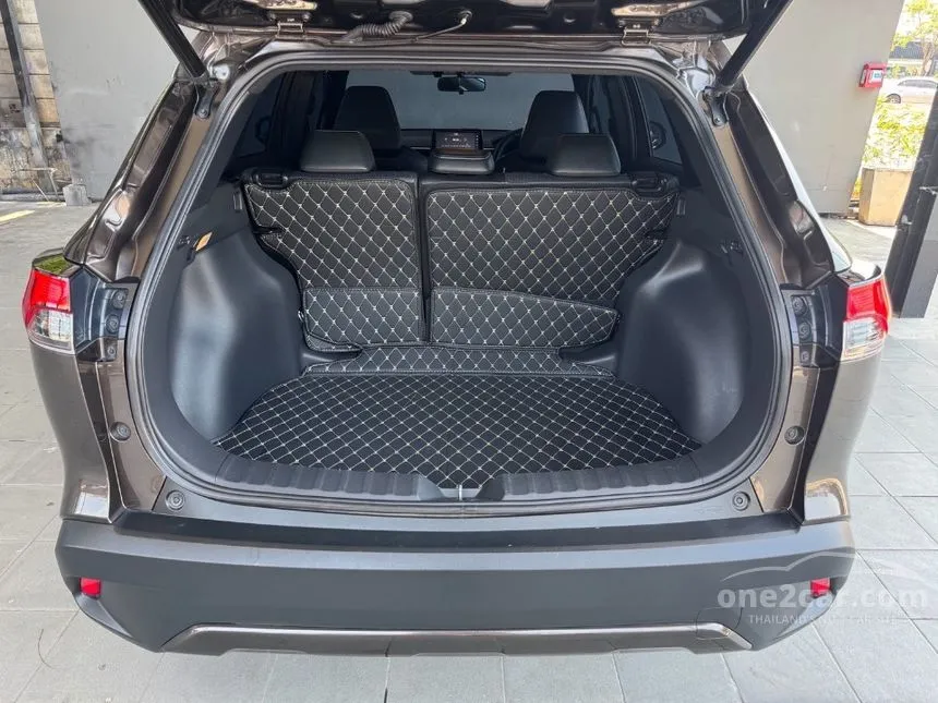 2021 Toyota Corolla Cross Hybrid Premium SUV