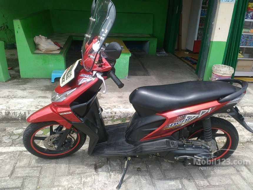 Jual Motor  Honda Beat  2012  0 1 di Jawa Barat Automatic 