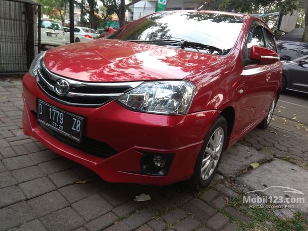 Jual Mobil Etios Valco Bekas Di Medan Toyota Etios  Valco  Mobil  bekas  dijual di  Bandung Jawa 