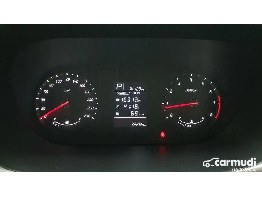 2023 Hyundai Stargazer Trend MPV