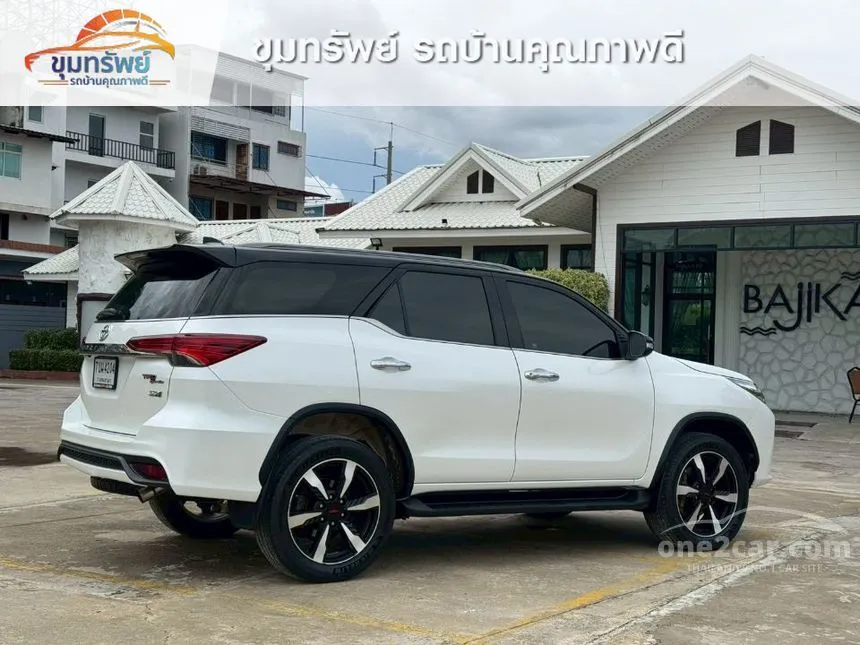 2016 Toyota FORTUNER TRD Sportivo (White+Backtop) SUV