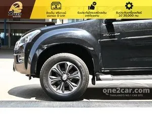 2015 Isuzu D-MAX 3.0 Vcross Z-Prestige Cab-4 Pickup
