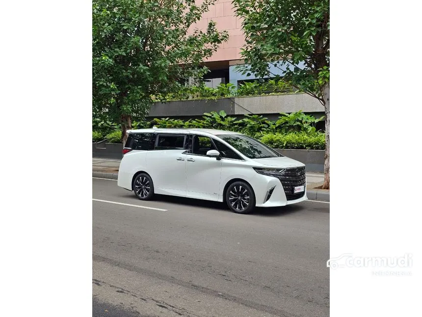 2024 Toyota Alphard HEV (Premium Color) MPV