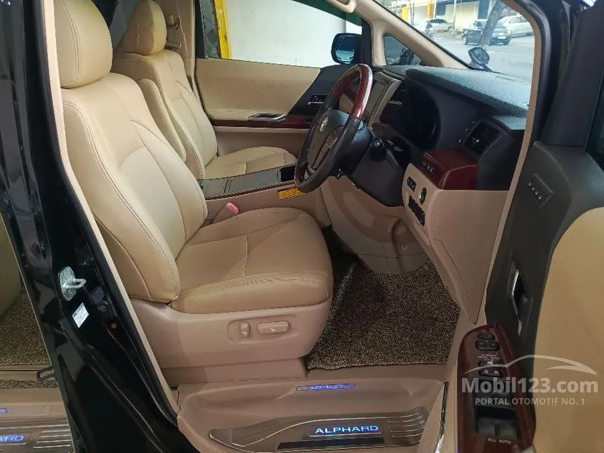 2010 Toyota Alphard G MPV