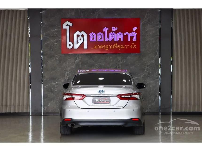 2022 Toyota CAMRY HEV Premium Sedan