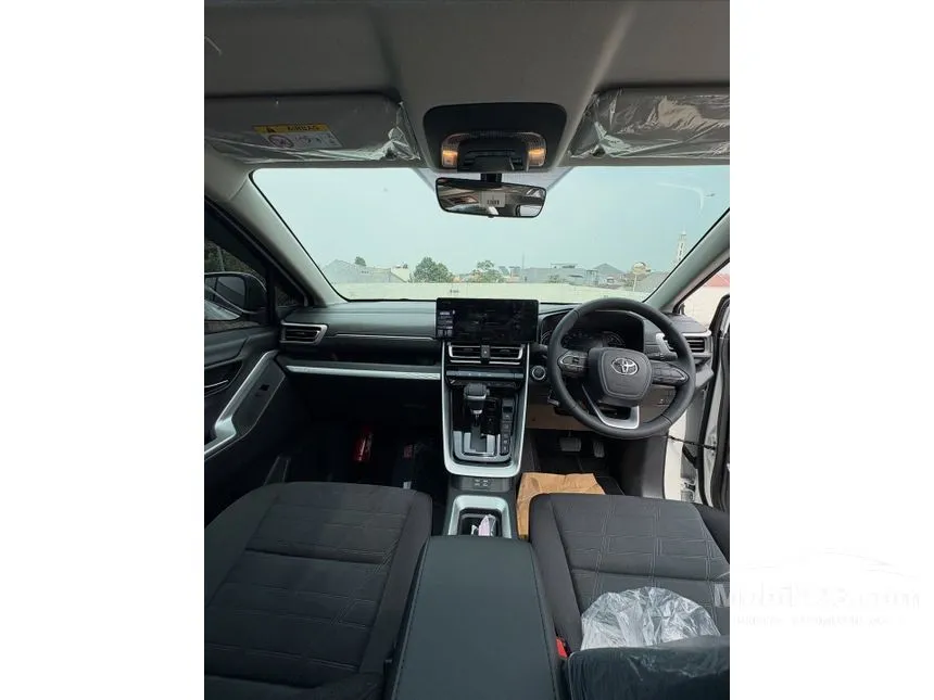 2026 Toyota Kijang Innova Zenix V HV (Premium Color) MPV