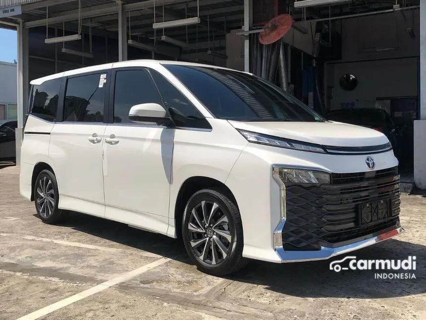 2024 Toyota Voxy Van Wagon