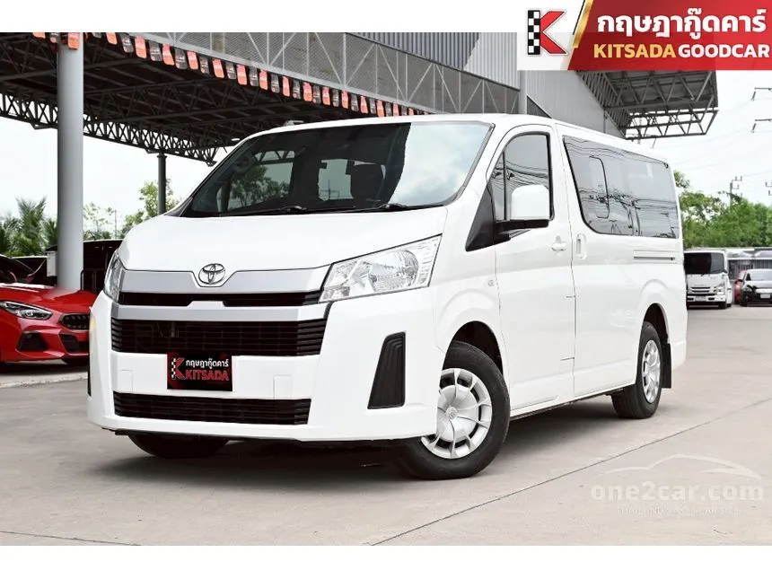 2022 Toyota HIACE GL Van