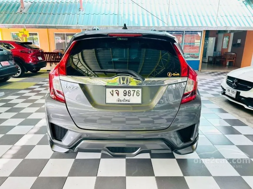2016 Honda JAZZ V+ Hatchback