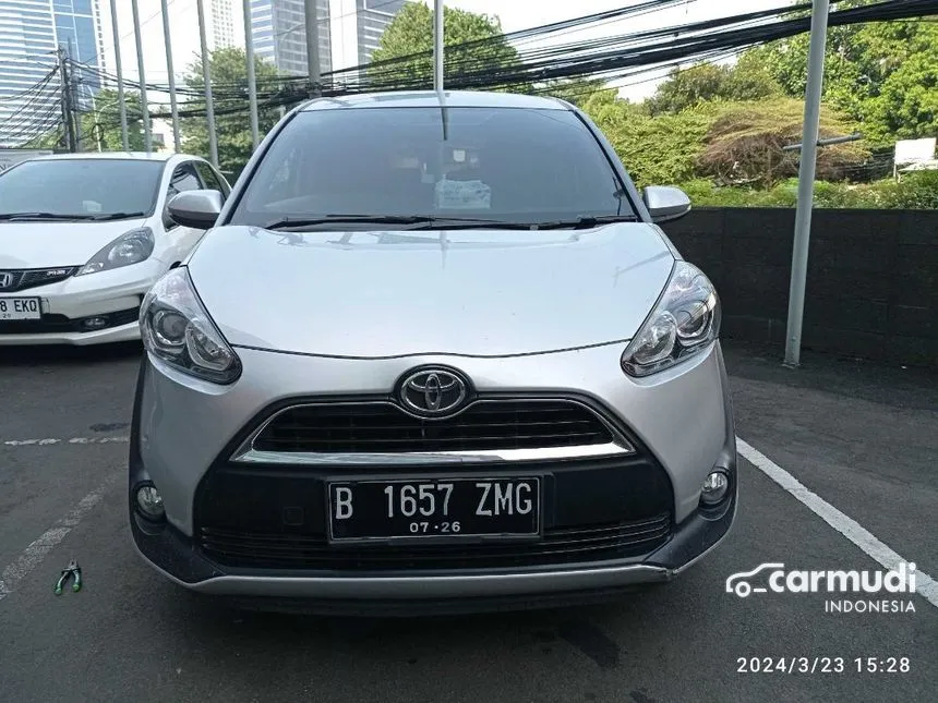 Jual Mobil Toyota Sienta 2019 V 1.5 di Jawa Barat Automatic MPV Silver Rp 185.000.000