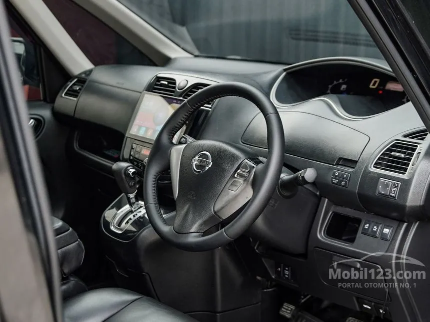 2013 Nissan Serena Highway Star MPV