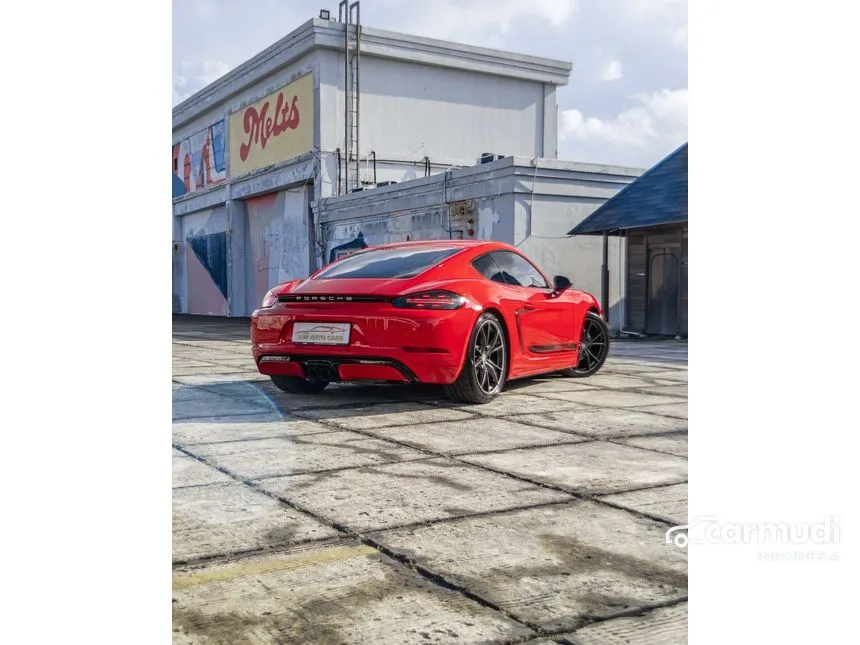 2020 Porsche 718 Cayman T Coupe