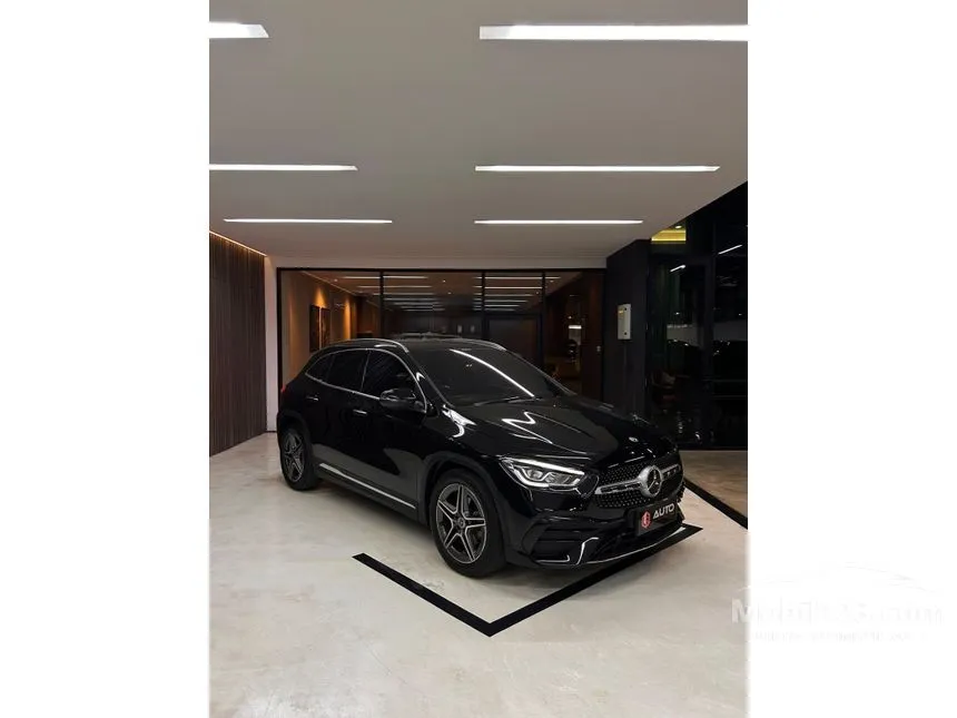 2022 Mercedes-Benz GLA200 AMG Line SUV