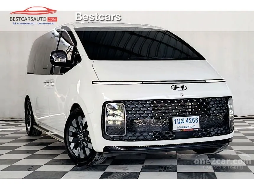 2022 Hyundai Staria Premium Van