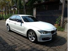 2014 BMW 320i 2.0 Sport Sedan