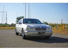 1997 Mercedes-Benz E320 3.2 W210 3.2 Manual Sedan