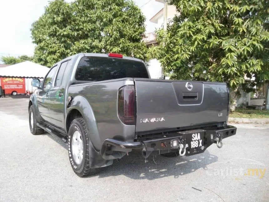 2009 Nissan Navara Dual Cab Pickup Truck