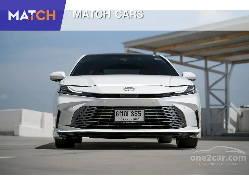 2025 Toyota CAMRY HEV Premium Luxury Sedan