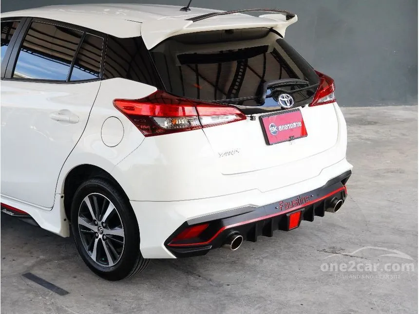 2020 Toyota YARIS Sport Hatchback