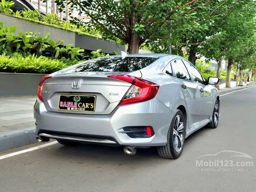 2019 Honda Civic ES Sedan