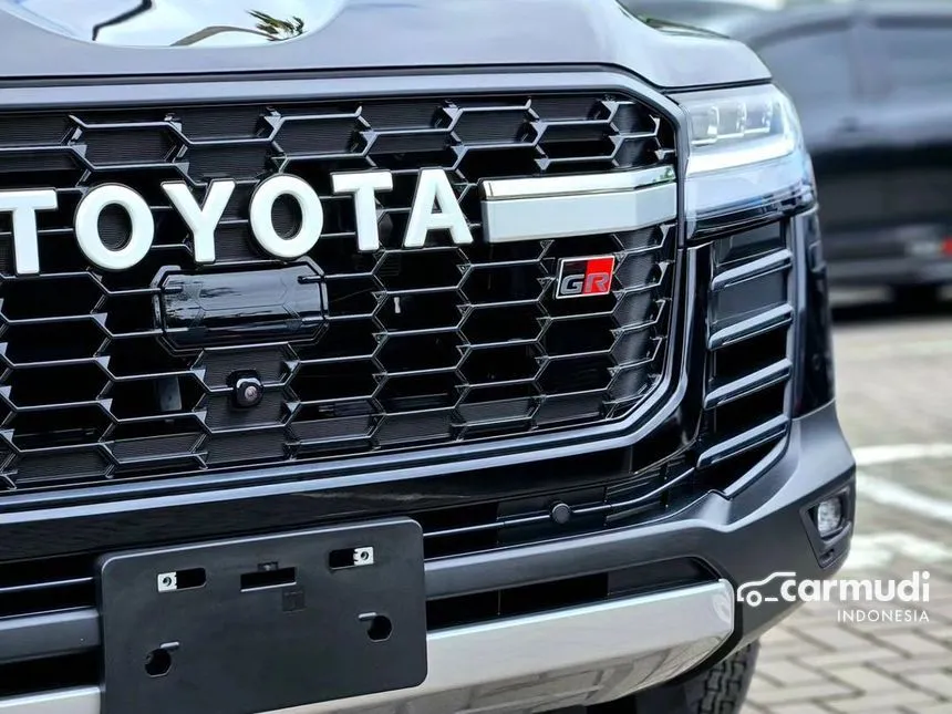 2024 Toyota Land Cruiser GR-S 70th Anniversary SUV