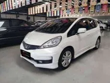 Honda Jazz 1.5 RS AT 2011 Putih TDP 44jt Kondisi Mobil Istimewa Bergaransi dan Dijamin Siap Pakai