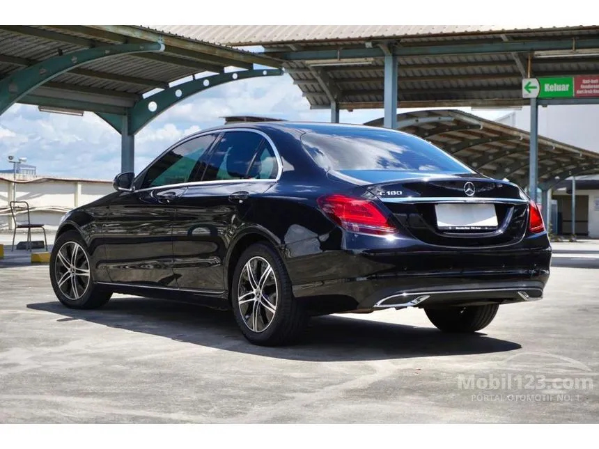 2019 Mercedes-Benz C180 Avantgarde Line Sedan