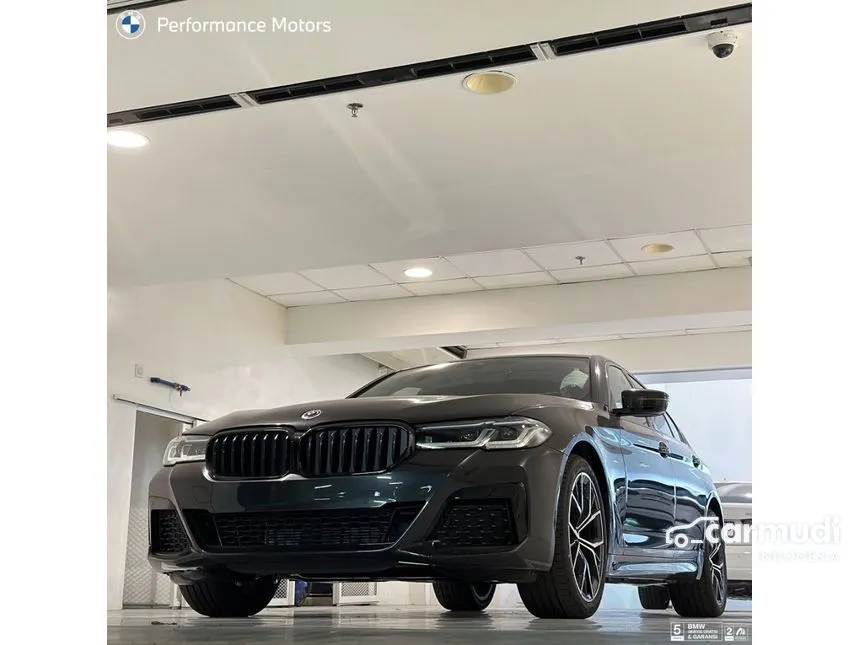 2023 BMW 520i M Sport Sedan