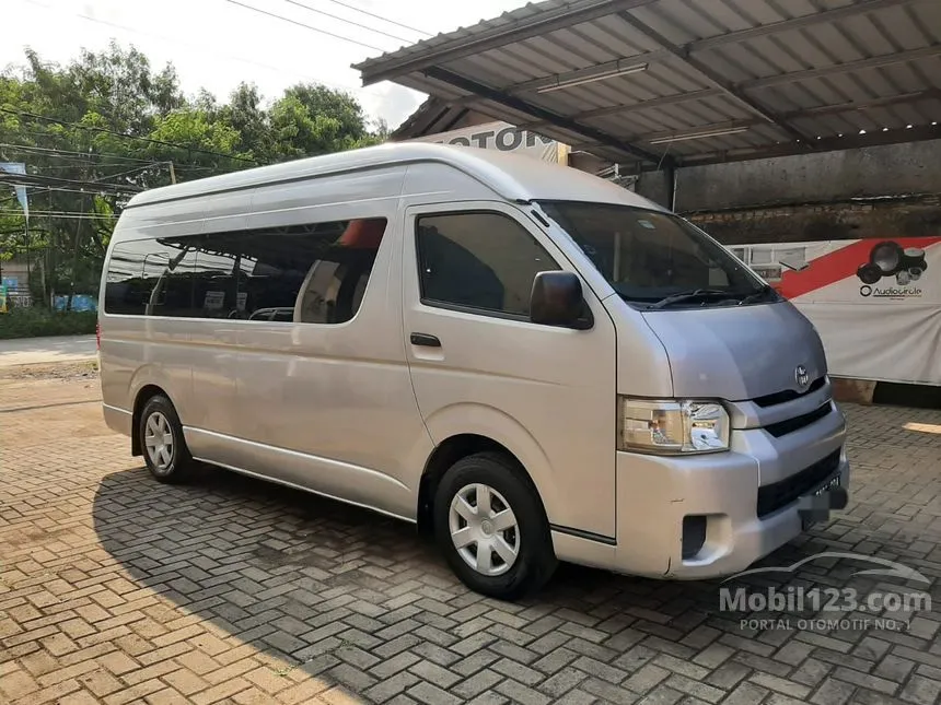Jual Mobil Toyota Hiace 2014 High Grade Commuter 2.5 di Banten Manual Van Silver Rp 325.000.000