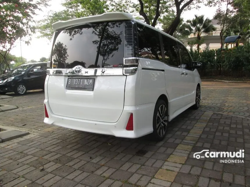 2020 Toyota Voxy Wagon