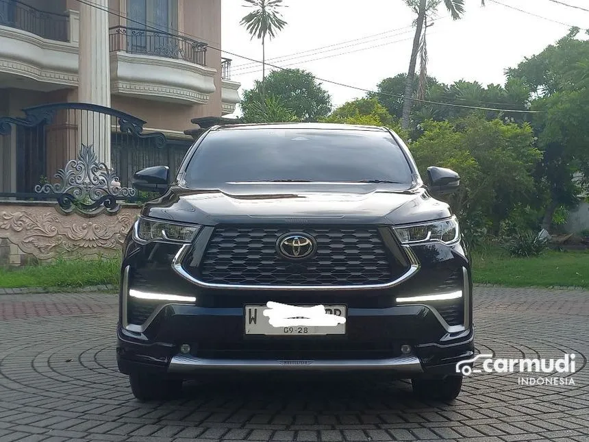 Jual Mobil Toyota Kijang Innova Zenix 2023 Q HV TSS Modellista 2.0 di Jawa Timur Automatic Wagon Hitam Rp 535.000.001