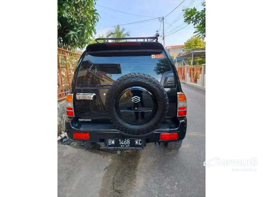 2004 Suzuki Escudo SUV