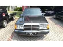 1989 Mercedes-Benz 300E