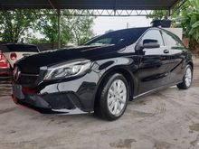 4 YEARS WARRANTY 2016 Mercedes-Benz A180 1.6 TURBO Urban Line Hatchback