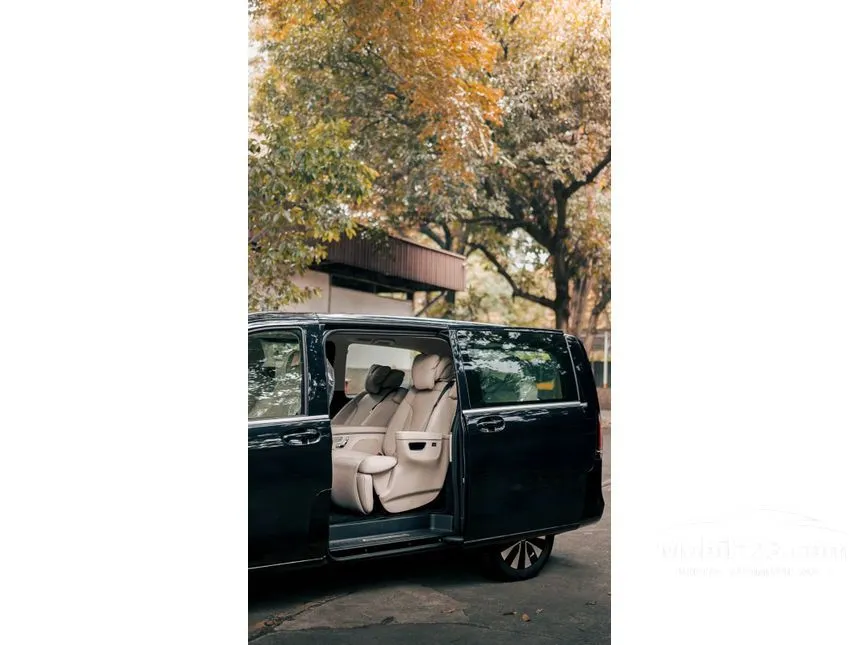 2024 Mercedes-Benz V250 Avantgarde Van
