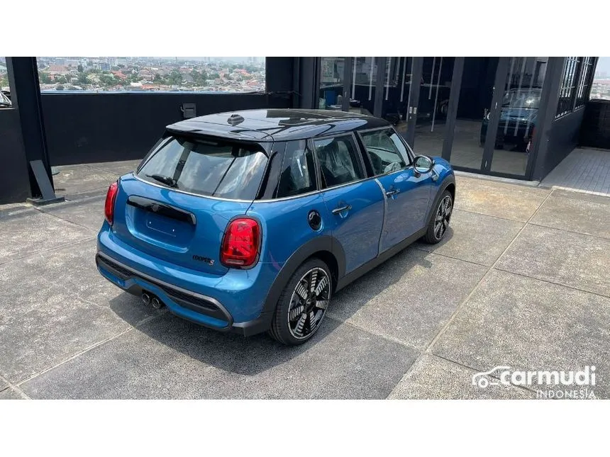 2024 MINI Cooper Cooper SE Hatchback