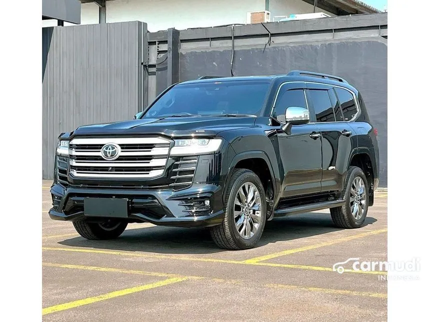 Jual Mobil Toyota Land Cruiser 2025 300 VX
