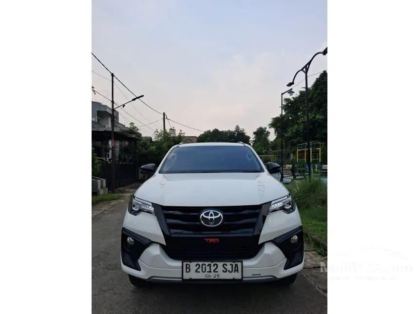 2019 Toyota Fortuner VRZ TRD 4X2 SUV