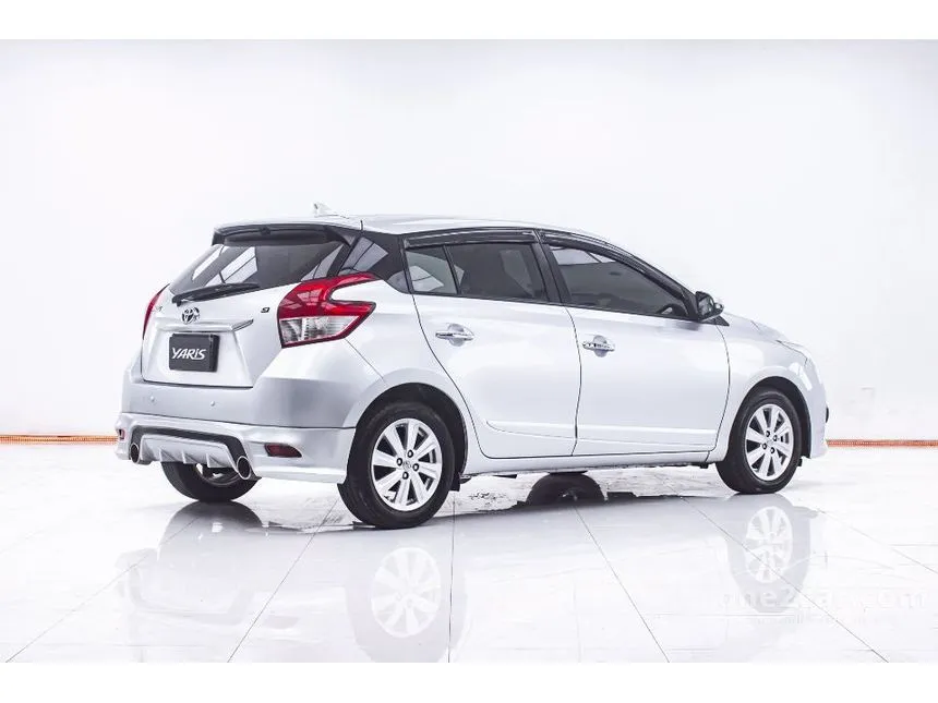 2014 Toyota YARIS G Hatchback