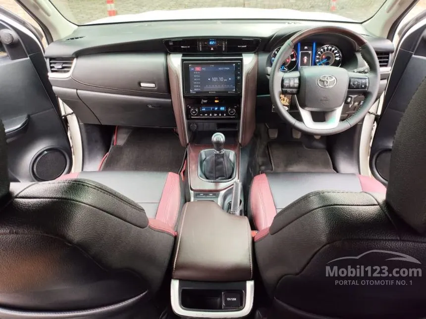 2017 Toyota Fortuner G 4X2 SUV